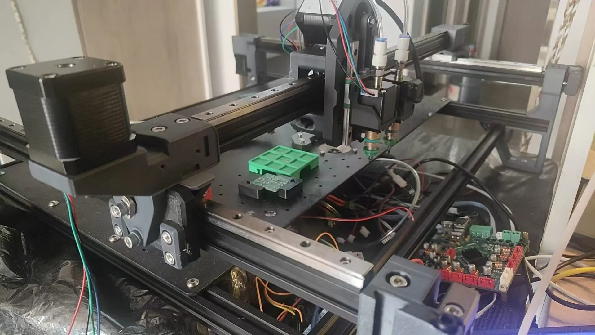 pick-and-place-machine